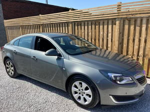 Used Vauxhall INSIGNIA INSIGNIA 1.4I TURBO TECH LINE EURO 6 (S/S) 5DR for sale in Chesterfield | Image 3
