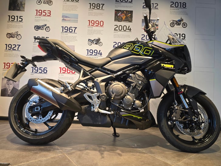 Triumph TIGER SPORT 800