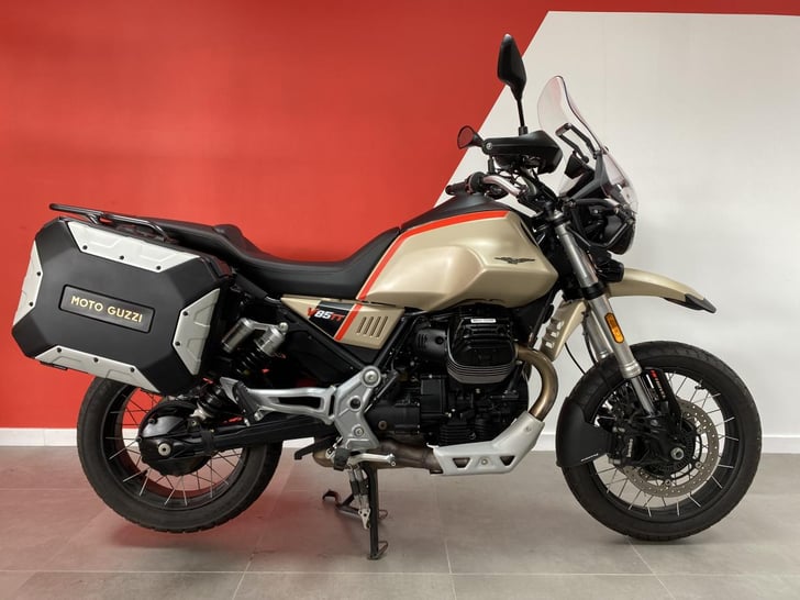 Moto Guzzi V85 TT Travel