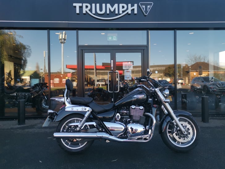 TRIUMPH THUNDERBIRD COMMANDER