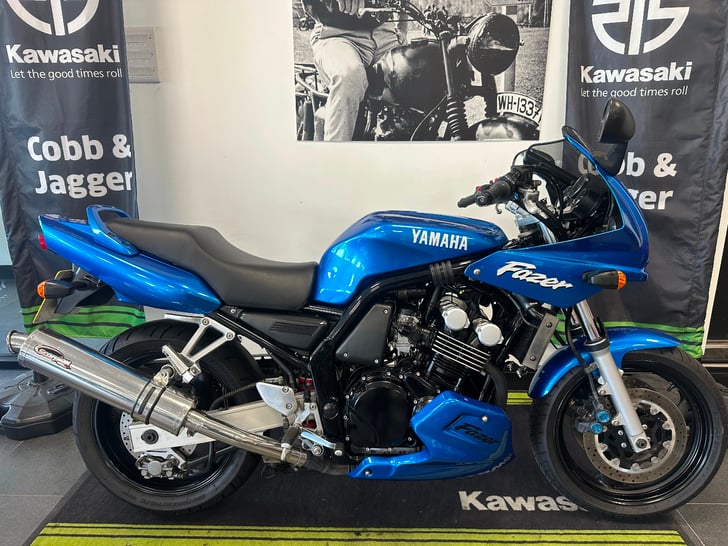 Yamaha FZS600 FAZER
