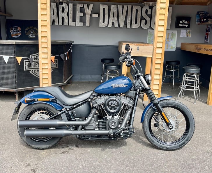 Harley-Davidson DYNA 1745 FXBB STREET BOB