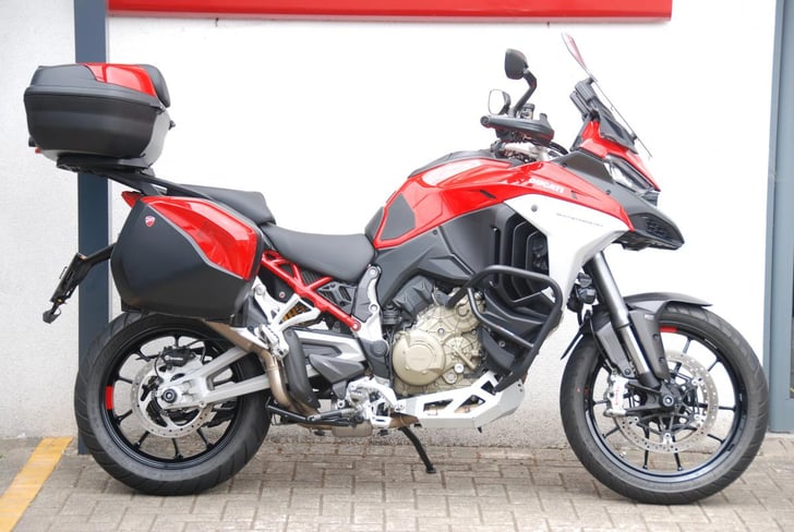 Ducati MULTISTRADA V4 S FULL