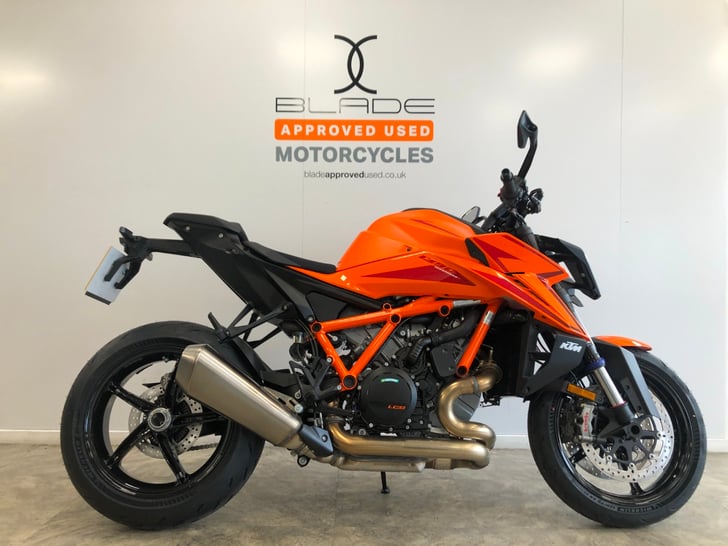 KTM 1390 SUPER DUKE R EVO