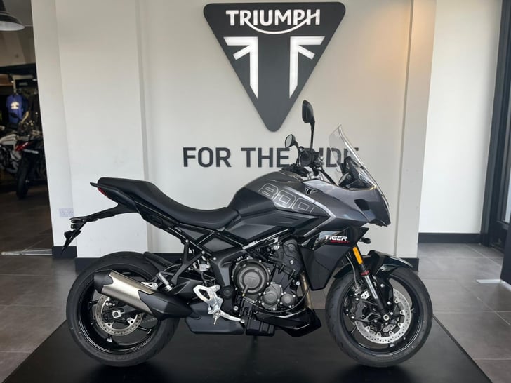 TRIUMPH Tiger Sport 800