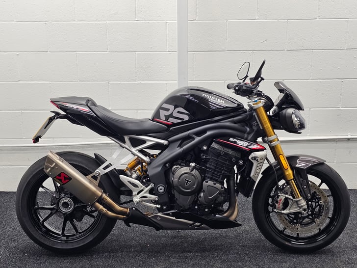 Triumph SPEED TRIPLE 1200 RS