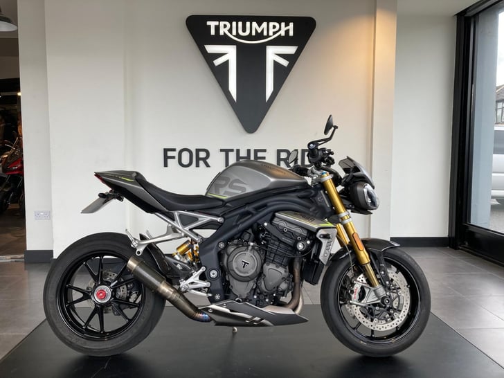 Triumph SPEED TRIPLE 1200 RS