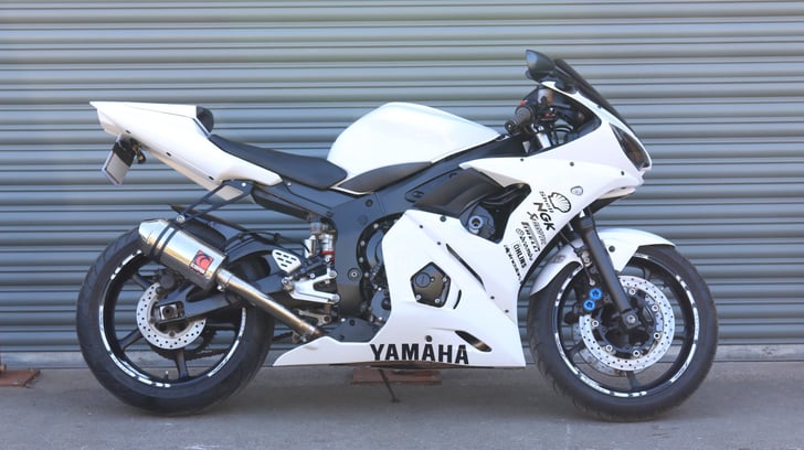 Yamaha R6