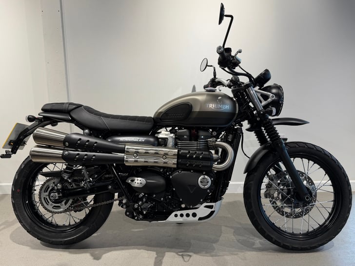 Triumph STREET SCRAMBLER SANDSTORM EDITION