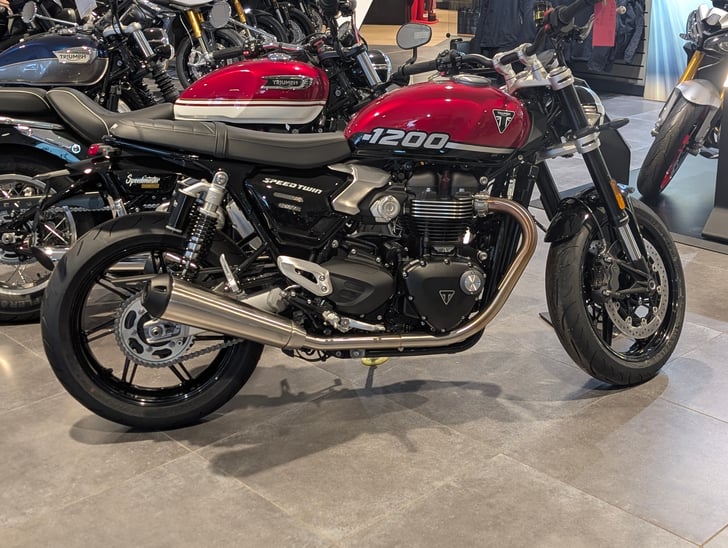 Triumph SPEED TWIN 1200