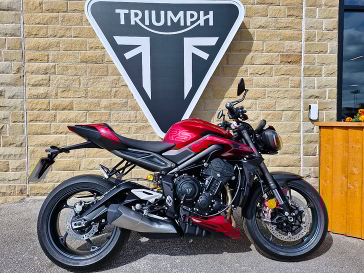 Triumph STREET TRIPLE 765 RS