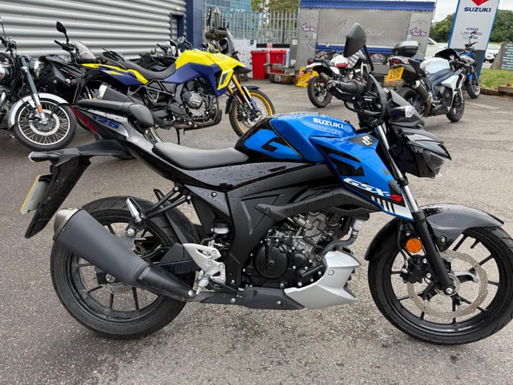 SUZUKI GSX-S125