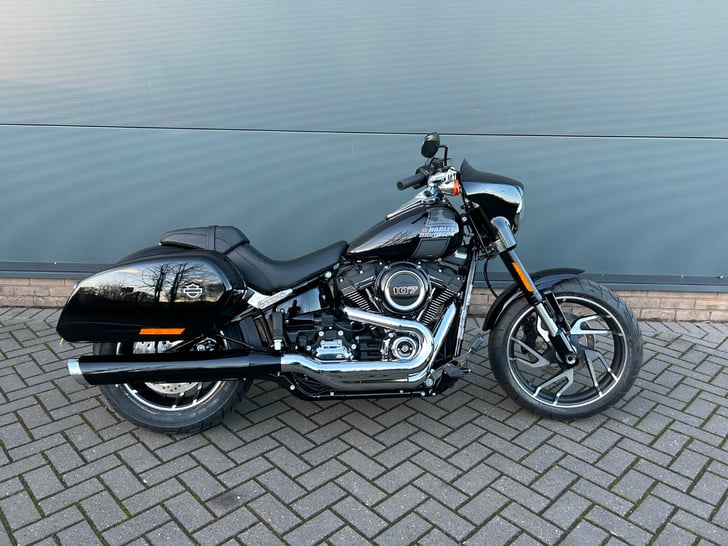 Harley-Davidson SOFTAIL FLSB SPORT GILDE