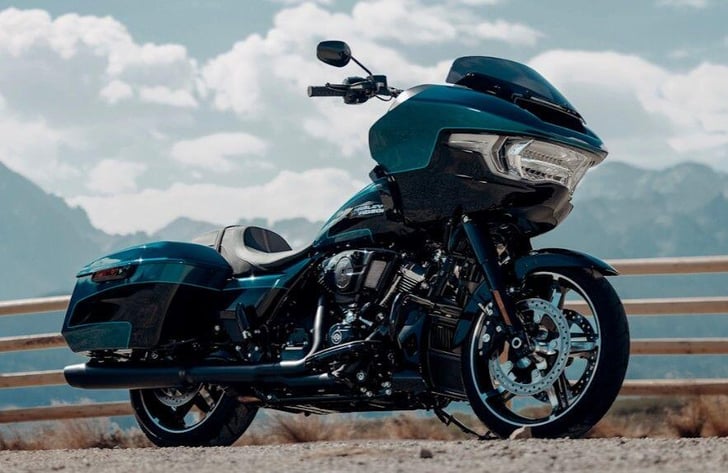 HARLEY-DAVIDSON TOURING 1923 ROAD GLIDE