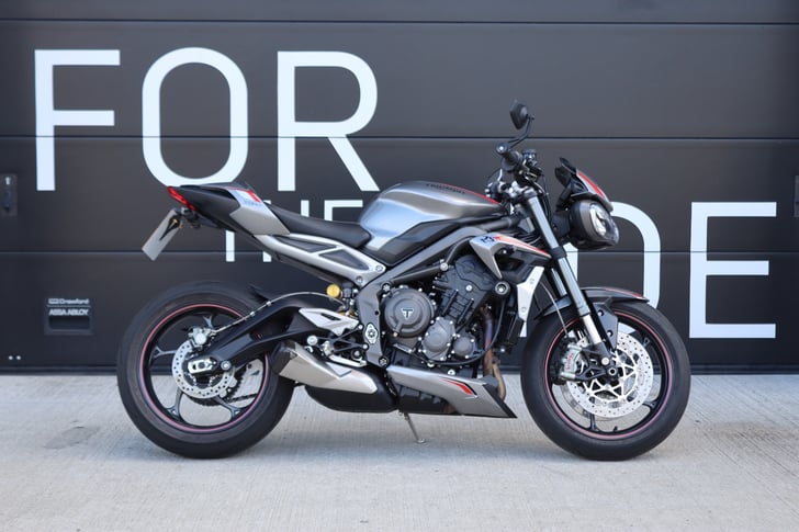 Triumph STREET TRIPLE 765 RS
