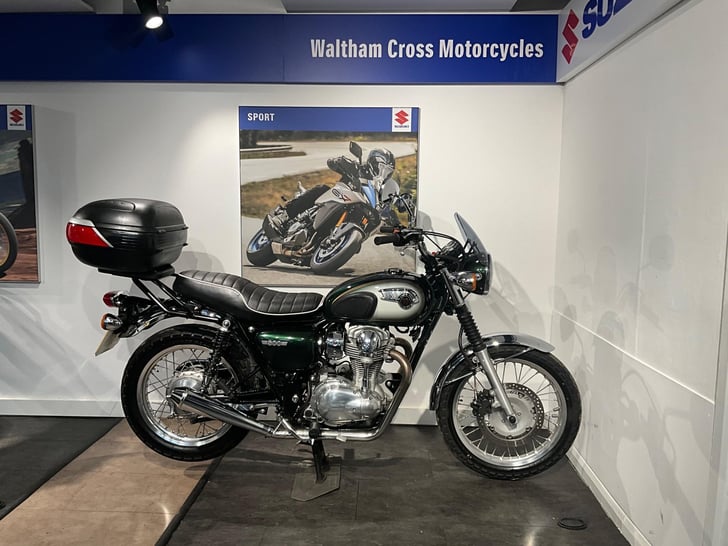 Kawasaki W800