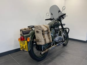 Used Royal Enfield CLASSIC 500 BATTLE GREEN CLASSIC 500 BATTLE GREEN for sale in Gateshead  | Image 2
