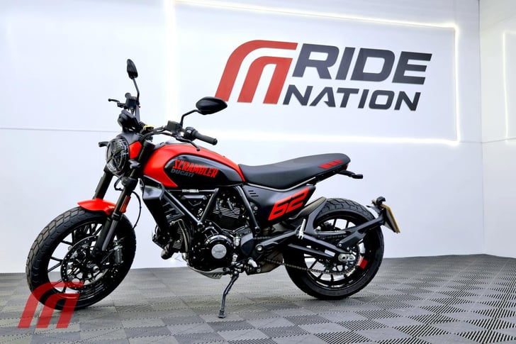 DUCATI SCRAMBLER FULL THROTTLE