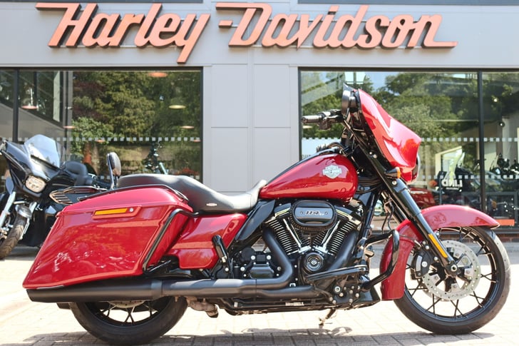 Harley-Davidson STREET GLIDE SPECIAL