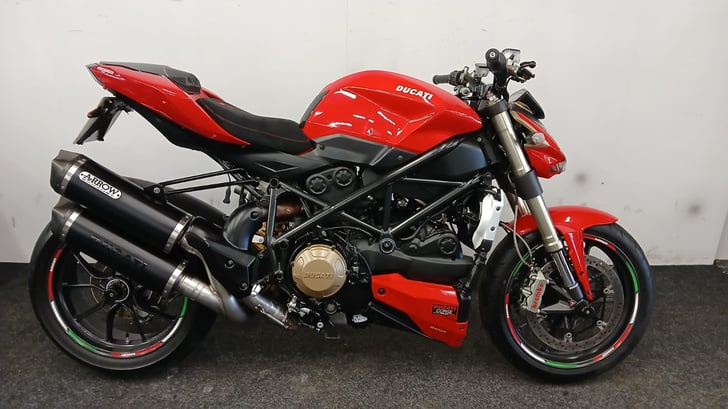 DUCATI STREETFIGHTER