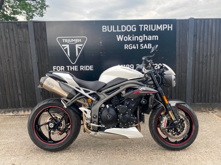Triumph SPEED TRIPLE 1050 RS