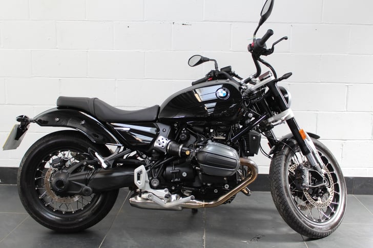 BMW R 12