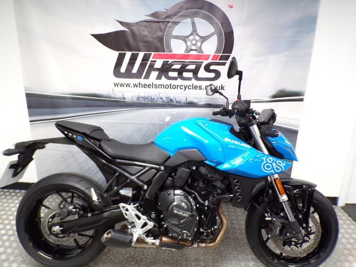 Suzuki GSX-8S