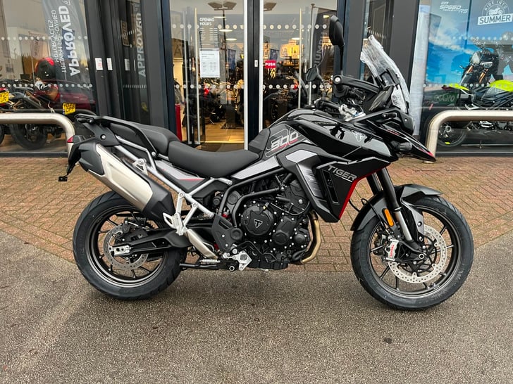 TRIUMPH TIGER 900 GT PRO