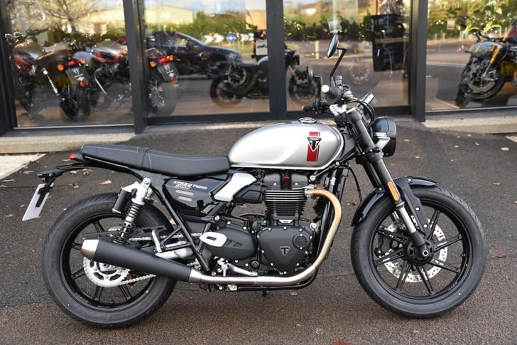 Triumph SPEED TWIN 900