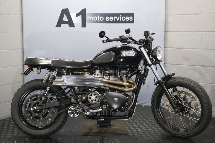 TRIUMPH SCRAMBLER 900