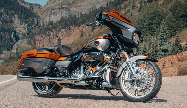 Harley-Davidson CVO 1977 FLHX STREET GLIDE