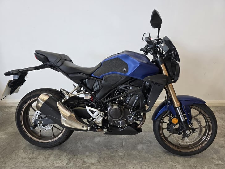 Honda CB300R 2022 