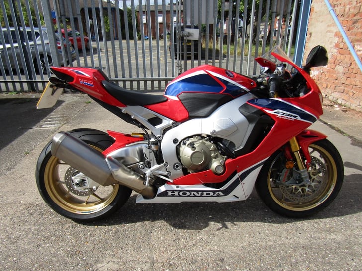 Honda CBR1000RR FIREBLADE SP