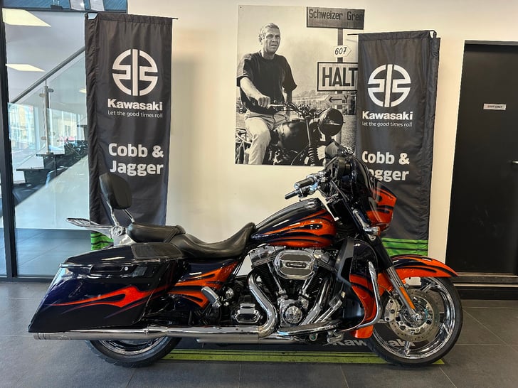 Harley-Davidson CVO FLHXSE STREET GLIDE