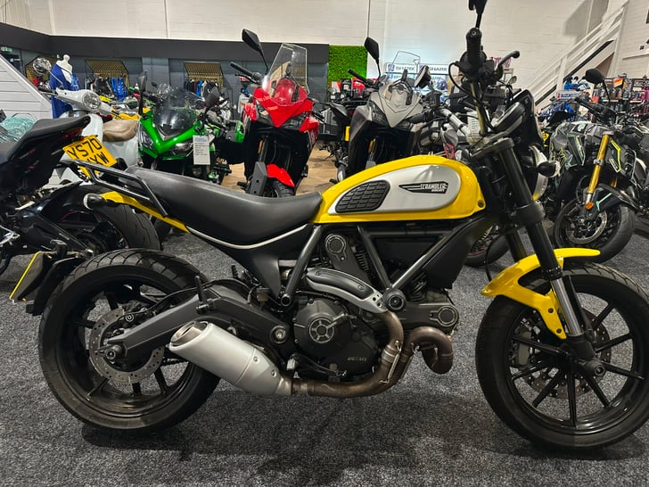 DUCATI SCRAMBLER ICON