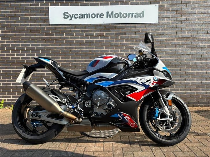 BMW M 1000 RR