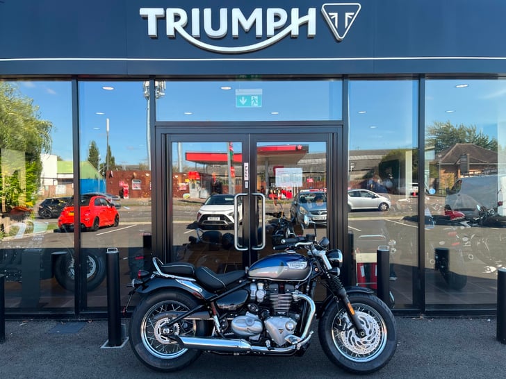 Triumph SPEEDMASTER 1200