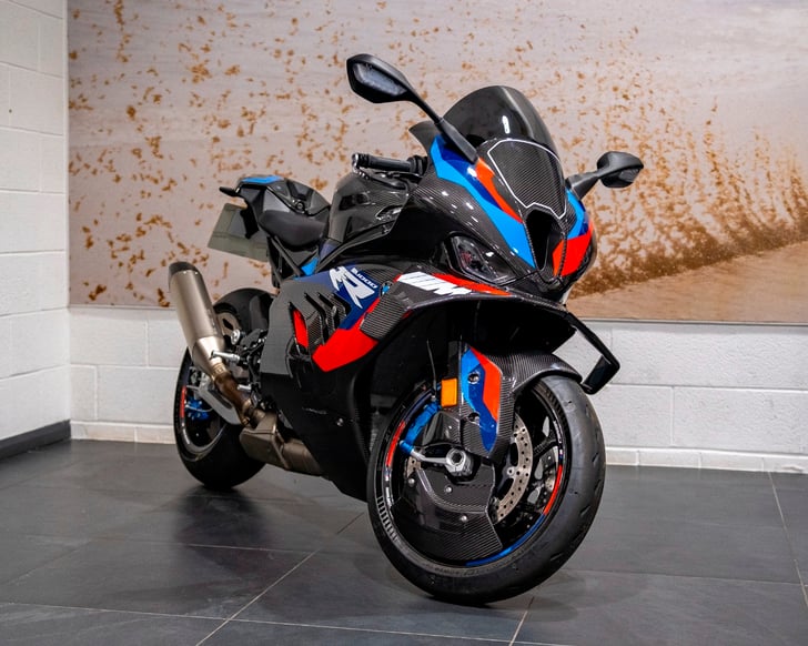 BMW M 1000 RR