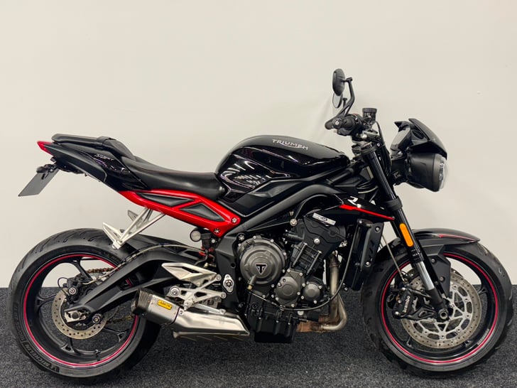 Triumph STREET TRIPLE 765 R