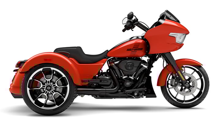ROAD GLIDE™ 3