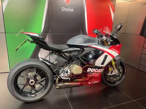 Used Ducati Panigale V2 Superquadro Final Edition PANIGALE V2 SUPERQUADRO FINAL EDITION for sale in Newcastle Under Lyme  | Image 2