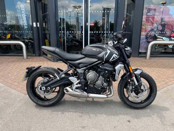 Triumph TRIDENT 660