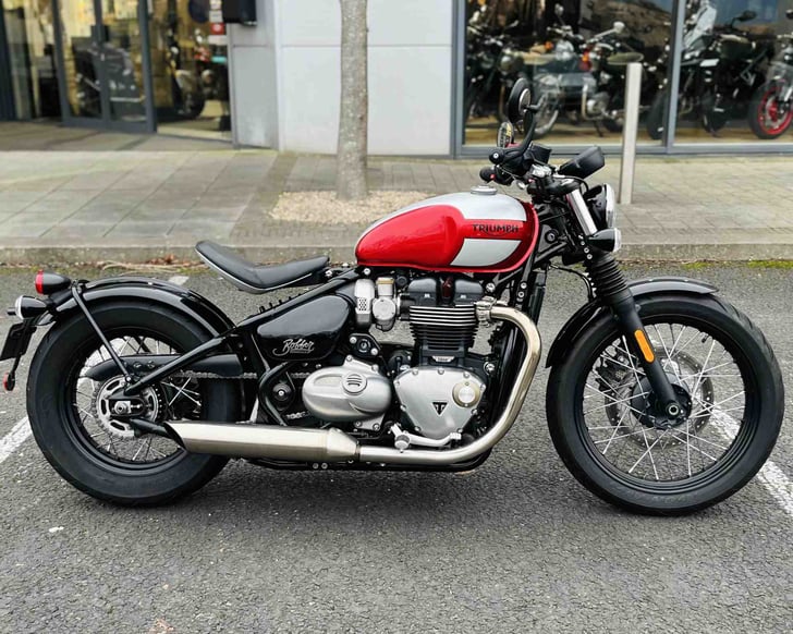 Triumph BONNEVILLE BOBBER