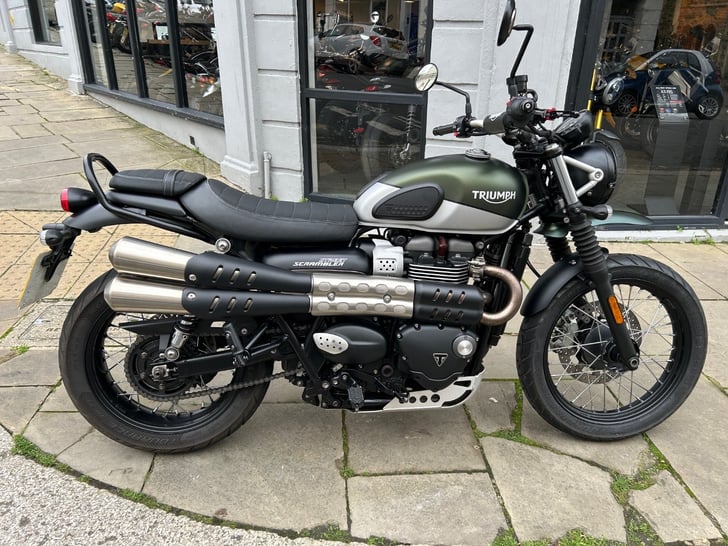 Triumph STREET SCRAMBLER