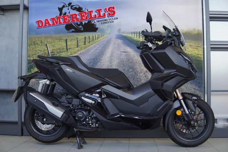 Honda ADV 350 A-R 