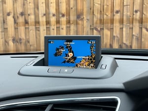 Used Peugeot 3008 3008 2.0 H E-HDI ALLURE EGC 4WD EURO 5 (S/S) 5DR for sale in Chesterfield | Image 2