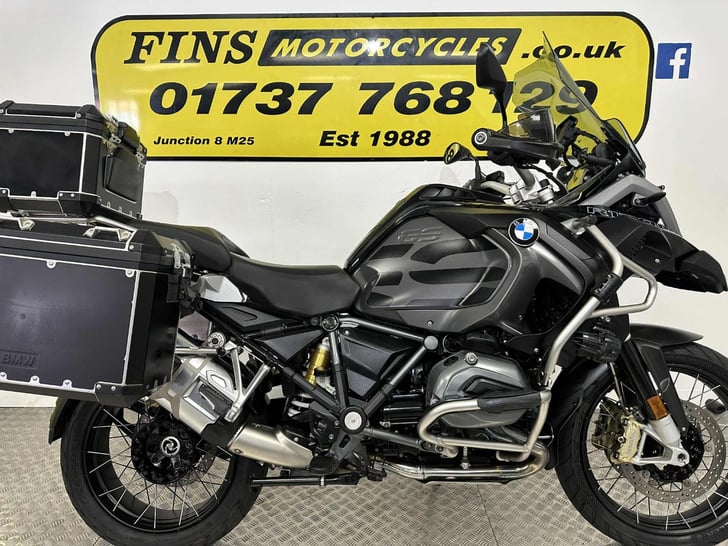 BMW R1200 GS ADVENTURE TRIPLE BLACK
