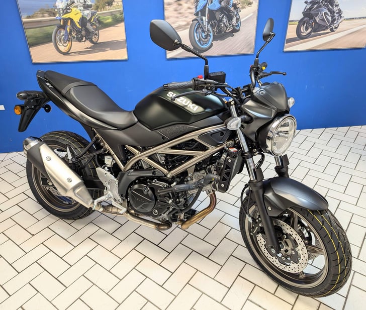 SUZUKI SV650 650