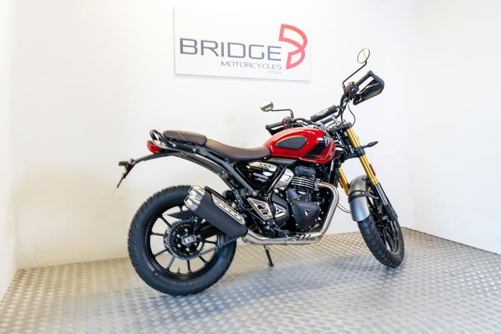 TRIUMPH SCRAMBLER 400 X