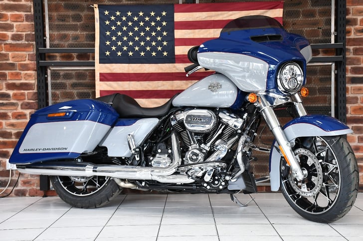 Harley-Davidson TOURING FLHXS STREET GLIDE SPECIAL